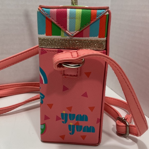 Lily Bloom Juice Box Crossbody Purse - Picture 4 of 10